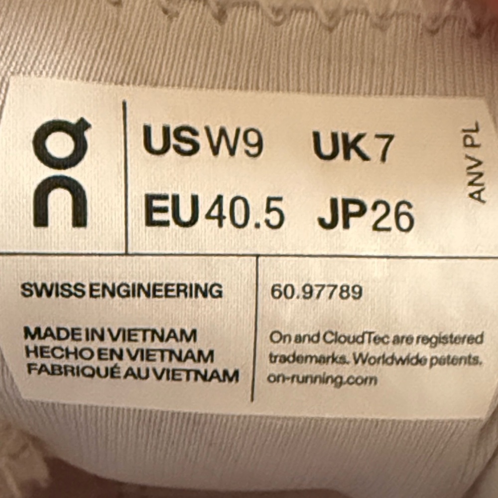 On Women's Cloud X 3 Running Shoes, Savannah/Frost, Size 9 - Picture 13 of 13